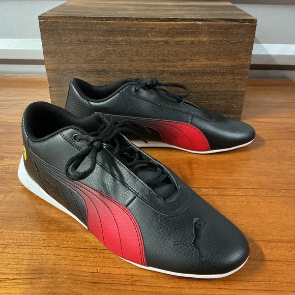Puma Scuderi Ferrari R-Cat Black Rosso Corsa Driving Shoe 306768-01 Size 11.5 - Picture 1 of 8